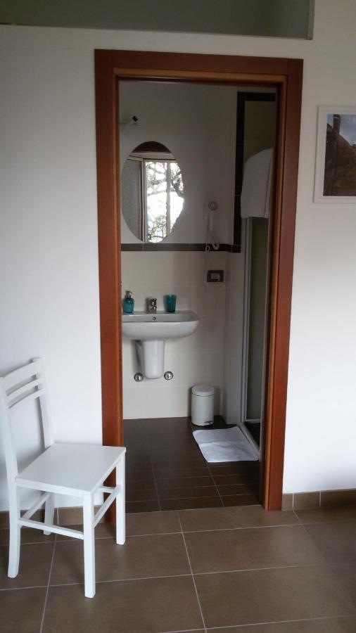 Rinaldi House Bed & Breakfast Torriana ภายนอก รูปภาพ